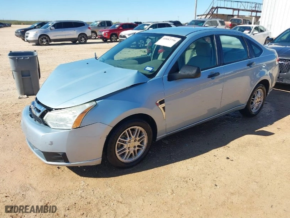 2008 Ford Focus SE with VIN 1FAHP35N28W214541, listed as a IAAI auction lot 40882796 with NaN miles. Bid and sale history available at carsss.com. Image 2.