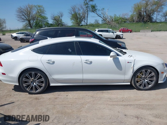 2012 Audi A7 Prestige с VIN WAU2GAFC9CN105796, выставлен на аукционе IAAI как лот 42227252 с пробегом 113 312 миль миль и . История ставок и продаж доступна на DreamBid. Изображение 14.