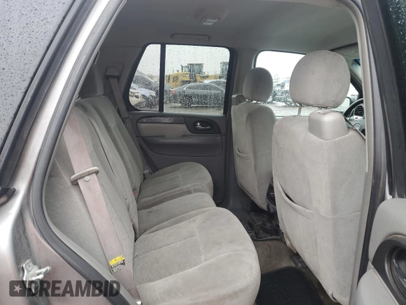 2006 GMC Envoy SLT with VIN 1GKDT13S262141598, listed as a Copart auction lot 45374304 with 258,039 mi miles and Salvage Title. Bid and sale history available at carsss.com. Image 10.