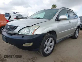 2007 Lexus RX 350 with VIN 2T2GK31U47C019173, listed as a IAAI auction lot 42076745 with 207,163 mi miles. Bid and sale history available at carsss.com. Image 2.