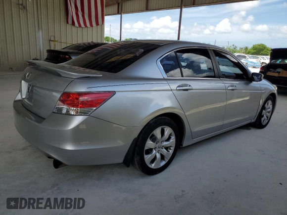 2008 Honda Accord EX-L z VIN 1HGCP26808A070137, wystawiony jako Copart lot #60093495 z przebiegiem 119 417 mil mil oraz Szkoda całkowita • Salvage title. Historia ofert i sprzedaży dostępna na DreamBid. Obrazek 3.