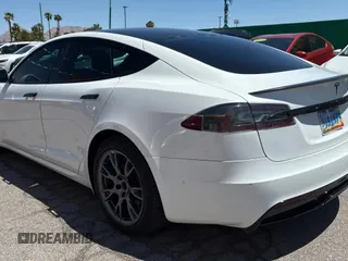 2021 Tesla Model S Plaid с VIN 5YJSA1E64MF447124, выставлен на аукционе Copart как лот 55833265 с пробегом 61 623 миль миль и Чистый • Clean title. История ставок и продаж доступна на DreamBid. Изображение 3.