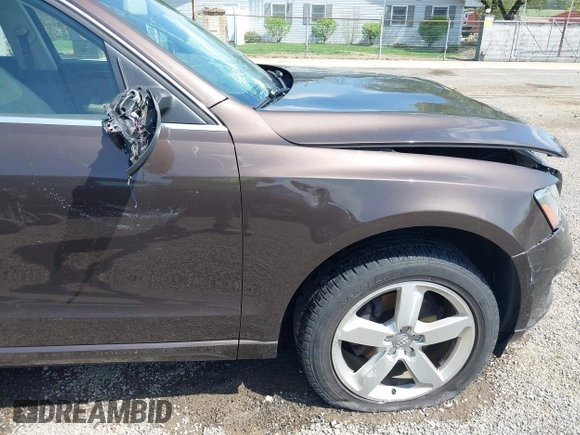2012 Audi Q5 2.0T Premium Plus with VIN WA1LFAFP5CA024857, listed as a IAAI auction lot 42016833 with 141,144 mi miles. Bid and sale history available at carsss.com. Image 19.