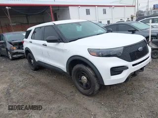 2020 Ford Police Interceptor Utility z VIN 1FM5K8AB8LGD07809, wystawiony jako IAAI lot #41888266 z przebiegiem 39 927 mil mil oraz . Historia ofert i sprzedaży dostępna na DreamBid. Obrazek 1.