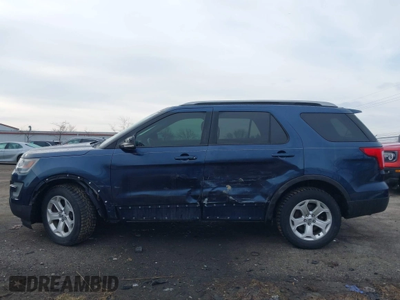 2016 Ford Explorer XLT with VIN 1FM5K8DH7GGB10927, listed as a IAAI auction lot 41695575 with 140,980 mi miles. Bid and sale history available at carsss.com. Image 14.