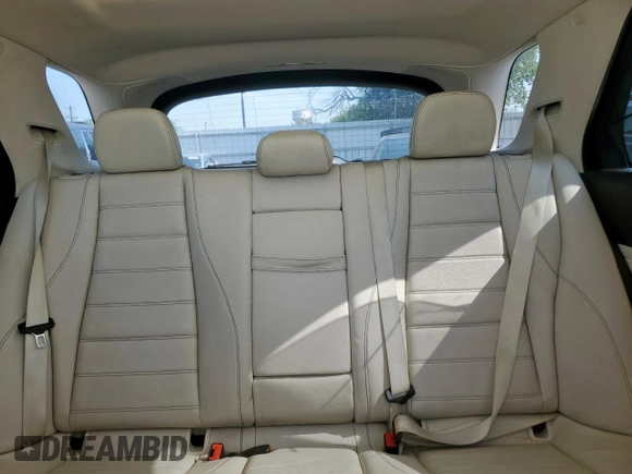 2020 Mercedes-Benz GLE 450 z VIN 4JGFB5KB0LA074657, wystawiony jako Copart lot #55650575 z przebiegiem 42 979 mil mil oraz Szkoda całkowita • Salvage title. Historia ofert i sprzedaży dostępna na DreamBid. Obrazek 10.