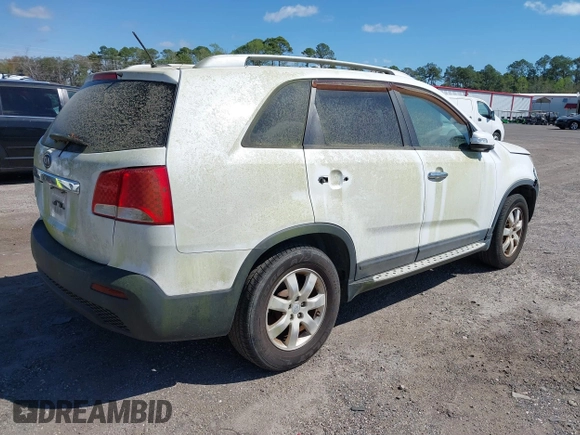 2011 Kia Sorento LX with VIN 5XYKT4A14BG161186, listed as a IAAI auction lot 41788519 with 163,375 mi miles. Bid and sale history available at carsss.com. Image 4.