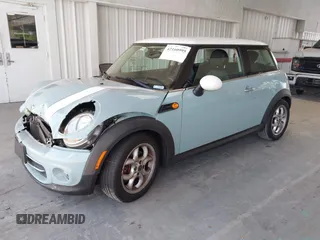 2012 MINI Hardtop with VIN WMWSU3C55CT261047, listed as a IAAI auction lot 42160995 with 123,879 mi miles and . Bid and sale history available at DreamBid. Image 18.