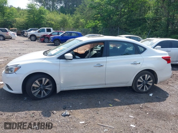2019 Nissan Sentra S z VIN 3N1AB7AP8KY302151, wystawiony jako IAAI lot #42150965 z przebiegiem 138 486 mil mil oraz . Historia ofert i sprzedaży dostępna na DreamBid. Obrazek 13.