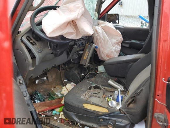 2006 Ford Ranger STX z VIN 1FTYR44U46PA50137, wystawiony jako Copart lot #46129545 z przebiegiem Nie podano mil oraz Nie do naprawy • Non repairable. Historia ofert i sprzedaży dostępna na DreamBid. Obrazek 7.