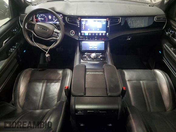 2024 Jeep Grand Wagoneer Series II с VIN 1C4SJSFP1RS120543, выставлен на аукционе Copart как лот 57324265 с пробегом 28 282 миль миль и Чистый • Clean title. История ставок и продаж доступна на DreamBid. Изображение 8.