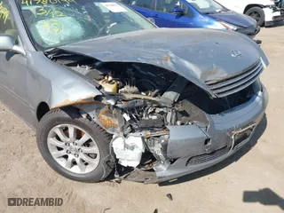 2002 Lexus ES 300 with VIN JTHBF30G125019778, listed as a IAAI auction lot 41780199 with 204,065 mi miles. Bid and sale history available at carsss.com. Image 6.