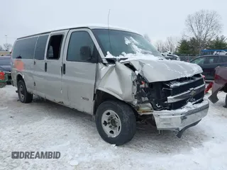 2005 Chevrolet Express Passenger with VIN 1GAHG39U151241968, listed as a IAAI auction lot 41281430 with 148,748 mi miles and . Bid and sale history available at DreamBid. Image 1.
