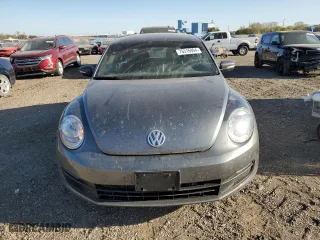 2012 Volkswagen Beetle 2.5L w/Sun PZEV with VIN 3VWJP7AT3CM664972, listed as a Copart auction lot 76316994 with 129,886 mi miles and Salvage Title. Bid and sale history available at carsss.com. Image 5.