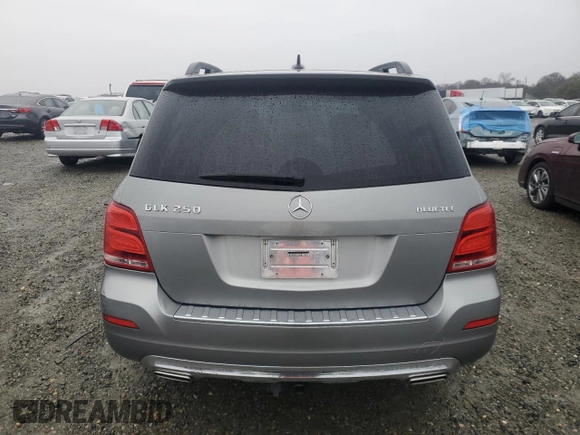 2013 Mercedes-Benz GLK 250 with VIN WDCGG0EB4DG150916, listed as a Copart auction lot 43178685 with 188,000 mi miles and Salvage Title. Bid and sale history available at DreamBid. Image 6.