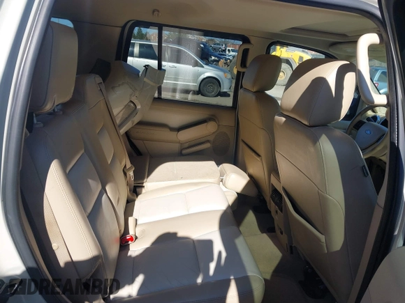 2006 Ford Explorer Limited with VIN 1FMEU75846UB08829, listed as a IAAI auction lot 41768223 with 278,818 mi miles and . Bid and sale history available at DreamBid. Image 8.