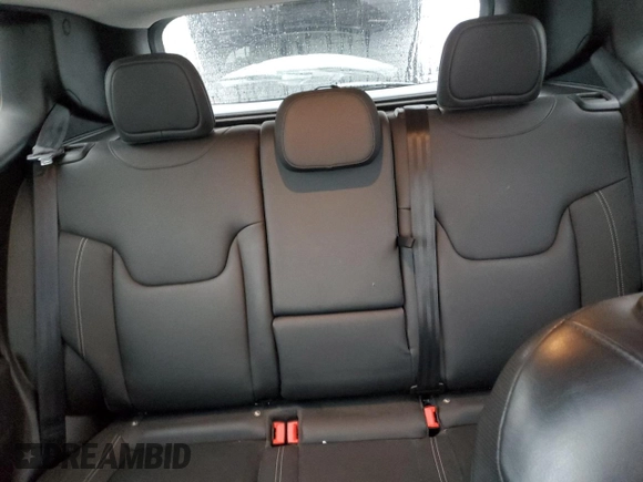2021 Jeep Renegade Limited z VIN ZACNJDD18MPM63904, wystawiony jako Copart lot #47459425 z przebiegiem 44 652 mil mil oraz Szkoda całkowita • Salvage title. Historia ofert i sprzedaży dostępna na DreamBid. Obrazek 10.