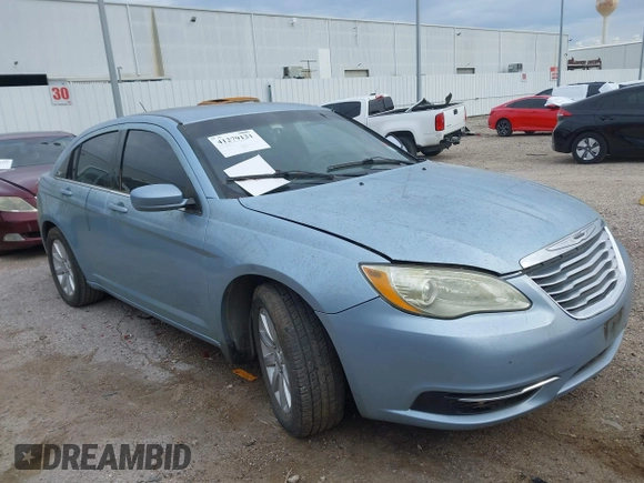 2014 Chrysler 200 Touring with VIN 1C3CCBBB3EN136829, listed as a IAAI auction lot 41279121 with 122,947 mi miles. Bid and sale history available at carsss.com. Image 1.