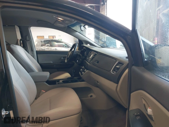 2016 Kia Sedona LX with VIN KNDMB5C14G6191796, listed as a IAAI auction lot 42130638 with 141,099 mi miles and . Bid and sale history available at DreamBid. Image 5.