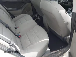 2014 Kia Forte LX z VIN KNAFK4A69E5130347, wystawiony jako IAAI lot #42235026 z przebiegiem 182 691 mil mil oraz . Historia ofert i sprzedaży dostępna na DreamBid. Obrazek 8.