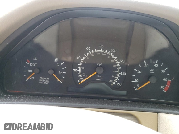 1997 Mercedes-Benz E-Class with VIN WDBJF72F7VA469194, listed as a Copart auction lot 73598694 with 0 mi miles and Clean Title. Bid and sale history available at carsss.com. Image 9.