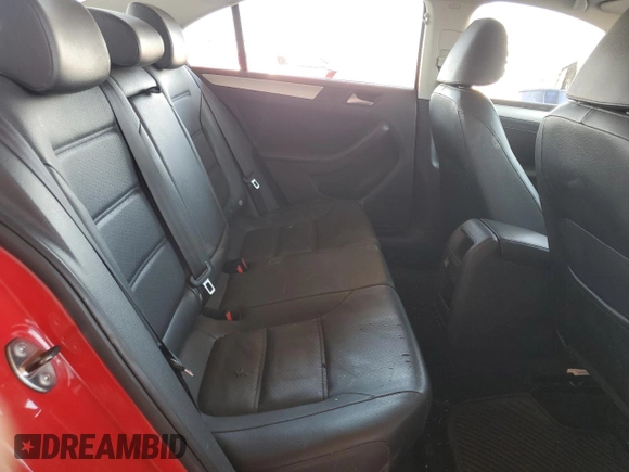2013 Volkswagen Jetta SE with VIN 3VWDP7AJ2DM439326, listed as a Copart auction lot 62714545 with 100,806 mi miles and Salvage title. Bid and sale history available at DreamBid. Image 10.