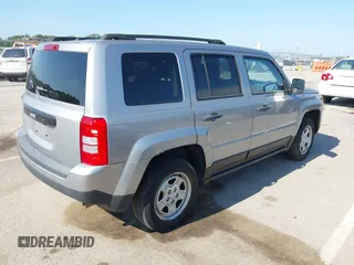 2017 Jeep Patriot Sport with VIN 1C4NJRBB9HD194764, listed as a IAAI auction lot 42771504 with 143,404 mi miles and . Bid and sale history available at DreamBid. Image 4.