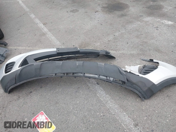 2019 Kia Sorento LX z VIN 5XYPG4A36KG438741, wystawiony jako IAAI lot #42384999 z przebiegiem 94 640 mil mil oraz . Historia ofert i sprzedaży dostępna na DreamBid. Obrazek 12.