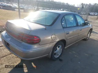 1998 Oldsmobile Cutlass GLS z VIN 1G3NG52M8W6329307, wystawiony jako IAAI lot #41650812 z przebiegiem 103 787 mil mil oraz . Historia ofert i sprzedaży dostępna na DreamBid. Obrazek 4.