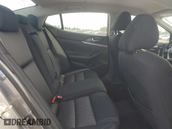 2017 Nissan Maxima SV with VIN 1N4AA6AP8HC433310, listed as a Copart auction lot 56983965 with 101,273 mi miles and Salvage title. Bid and sale history available at DreamBid. Image 10.