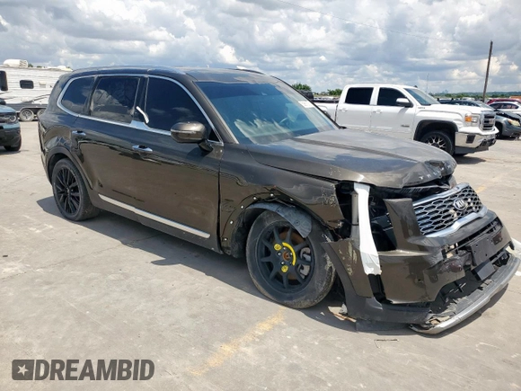 2020 Kia Telluride SX z VIN 5XYP5DHC1LG038521, wystawiony jako Copart lot #55861575 z przebiegiem 56 694 mil mil oraz Czysty tytuł • Clean title. Historia ofert i sprzedaży dostępna na DreamBid. Obrazek 4.