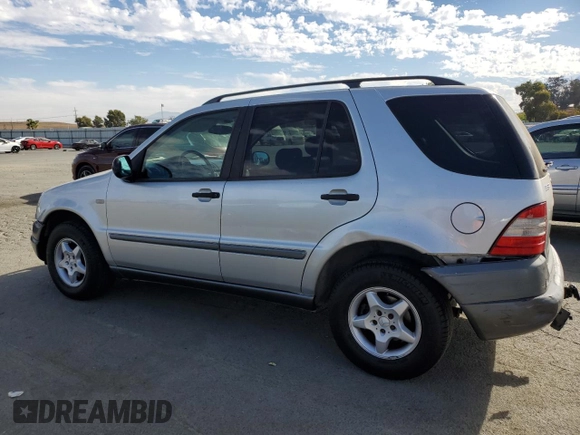 1999 Mercedes-Benz M-Class with VIN 4JGAB54E6XA078297, listed as a Copart auction lot 78088564 with 208,288 mi miles and Salvage Title. Bid and sale history available at carsss.com. Image 2.