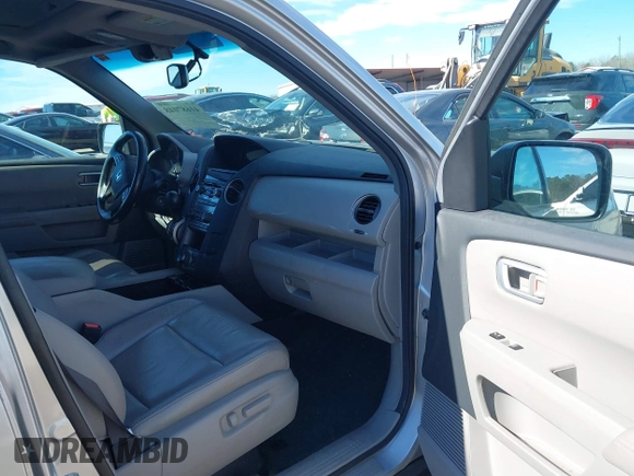 2014 Honda Pilot EX-L with VIN 5FNYF3H79EB008515, listed as a IAAI auction lot 41687048 with 195,830 mi miles and . Bid and sale history available at carsss.com. Image 5.
