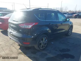 2013 Ford Escape SE with VIN 1FMCU9G94DUB62847, listed as a IAAI auction lot 41451560 with 139,825 mi miles. Bid and sale history available at carsss.com. Image 4.