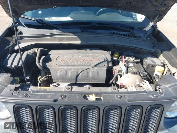 2016 Jeep Renegade Latitude with VIN ZACCJBBT0GPE12727, listed as a IAAI auction lot 41722294 with 114,561 mi miles and . Bid and sale history available at DreamBid. Image 10.
