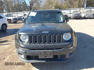 2018 Jeep Renegade Latitude z VIN ZACCJABB8JPJ60781, wystawiony jako IAAI lot #41411050 z przebiegiem 72 236 mil mil oraz . Historia ofert i sprzedaży dostępna na DreamBid. Obrazek 12.