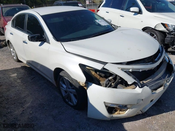 2013 Nissan Altima 2.5 S with VIN 1N4AL3AP8DC150330, listed as a IAAI auction lot 41863733 with 276,286 mi miles. Bid and sale history available at carsss.com. Image 1.