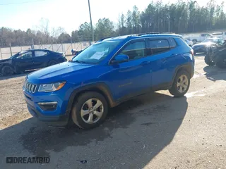 2019 Jeep Compass Latitude with VIN 3C4NJDBB3KT806932, listed as a IAAI auction lot 41641134 with 92,279 mi miles. Bid and sale history available at carsss.com. Image 19.