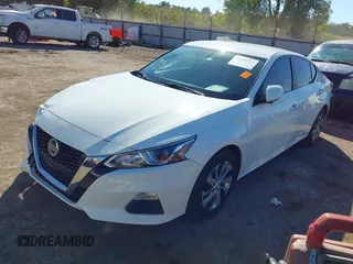 2020 Nissan Altima S with VIN 1N4BL4BV8LC174830, listed as a IAAI auction lot 40313313 with 83,686 mi miles and . Bid and sale history available at carsss.com. Image 18.