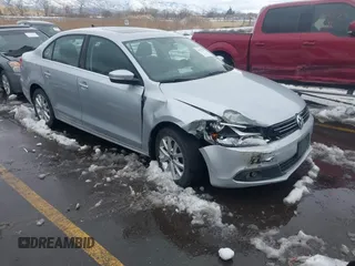 2011 Volkswagen Jetta TDI with VIN 3VWLL7AJ8BM048279, listed as a IAAI auction lot 41577283 with 153,693 mi miles and . Bid and sale history available at DreamBid. Image 1.