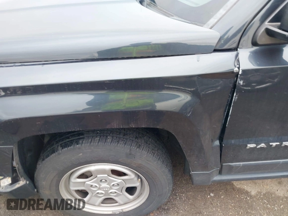 2016 Jeep Patriot Sport with VIN 1C4NJPBB8GD547837, listed as a IAAI auction lot 41556247 with 96,304 mi miles and . Bid and sale history available at carsss.com. Image 6.