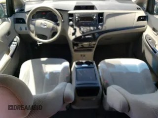 2011 Toyota Sienna LE AAS with VIN 5TDKK3DCXBS133891, listed as a Copart auction lot 55471475 with 132,676 mi miles and Clean Title. Bid and sale history available at carsss.com. Image 8.