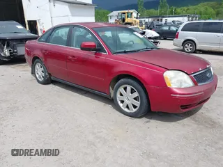 2006 Ford Five Hundred SE with VIN 1FAFP23116G108011, listed as a IAAI auction lot 42186079 with 183,471 mi miles. Bid and sale history available at carsss.com. Image 1.