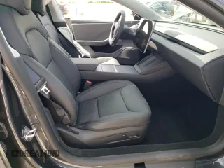 2025 Tesla Model 3 Long Range with VIN 5YJ3E1EA2SF995505, listed as a Copart auction lot 56682745 with 783 mi miles and Salvage title. Bid and sale history available at DreamBid. Image 7.