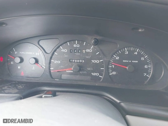 2002 Ford Taurus SEL with VIN 1FAFP56S52A207465, listed as a IAAI auction lot 41218559 with 170,003 mi miles. Bid and sale history available at carsss.com. Image 7.