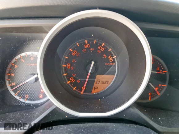 2013 Toyota 4Runner SR5 with VIN JTEZU5JR6D5054803, listed as a Copart auction lot 61860975 with 301,828 mi miles and Salvage title. Bid and sale history available at DreamBid. Image 9.