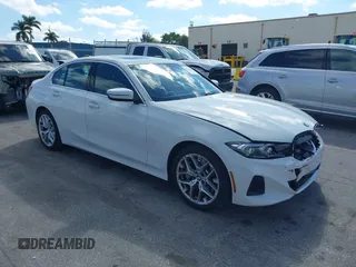 2025 BMW 3 Series 330i with VIN 3MW69CW02S8E96501, listed as a IAAI auction lot 41501968 with 10,864 mi miles and . Bid and sale history available at carsss.com. Image 1.