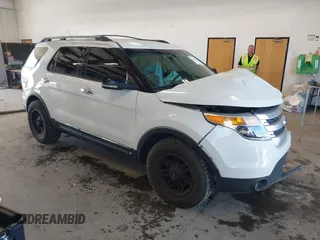 2011 Ford Explorer XLT z VIN 1FMHK7D84BGA57023, wystawiony jako IAAI lot #42023816 z przebiegiem 205 238 mil mil oraz . Historia ofert i sprzedaży dostępna na DreamBid. Obrazek 1.