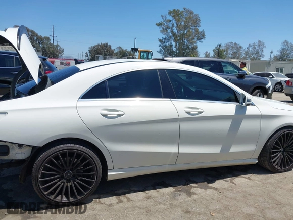 2014 Mercedes-Benz CLA 250 with VIN WDDSJ4EB9EN045087, listed as a IAAI auction lot 42228667 with 101,680 mi miles and . Bid and sale history available at DreamBid. Image 14.