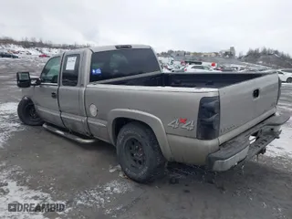2001 GMC Sierra 1500 with VIN 2GTEK19V211281776, listed as a IAAI auction lot 41427050 with 304,493 mi miles. Bid and sale history available at carsss.com. Image 3.